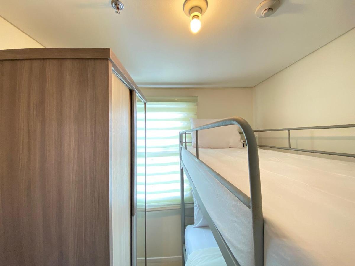 Private & Bright 2br At Parahyangan Near Nara Park By Travelio Apartemen *